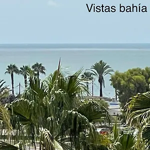 vistas-al-mar-en-el-club-nutico-de-sant-carles-de-la.catalonia-hotels.com/